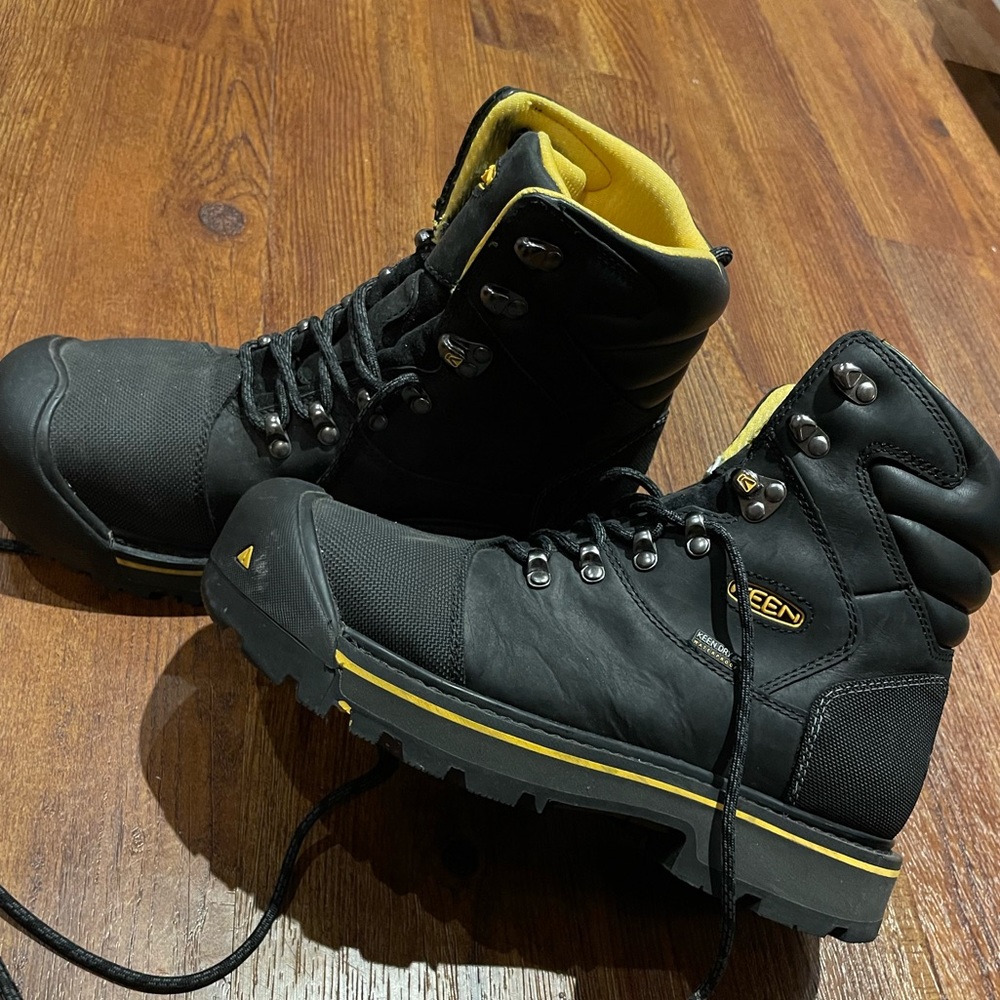 Keen Men's Milwaukee Waterproof (Steel Toe) black boot